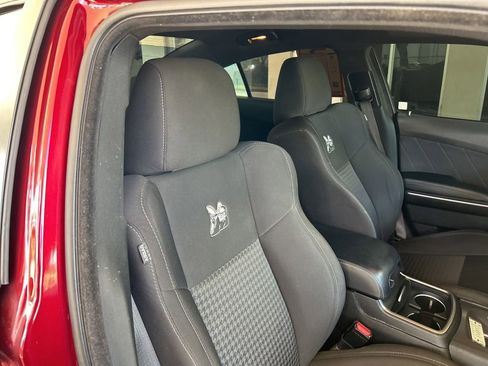 Used 2019 Dodge Charger Scat Pack image 21