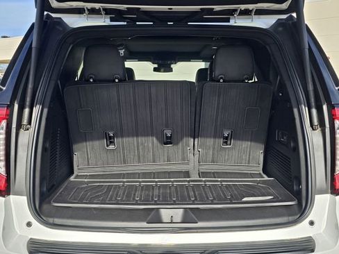 Used 2024 GMC Yukon AT4 w/ Max Trailering Package image 30