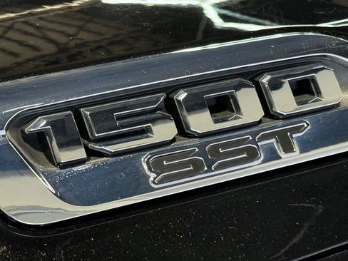 Used 2025 RAM 1500 Laramie image 2