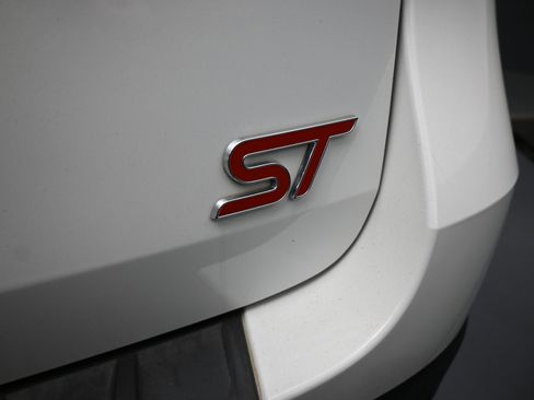 Used 2020 Ford Explorer ST w/ ST Street Pack image 22