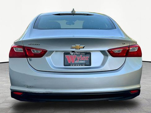Used 2016 Chevrolet Malibu LT FWD image 5
