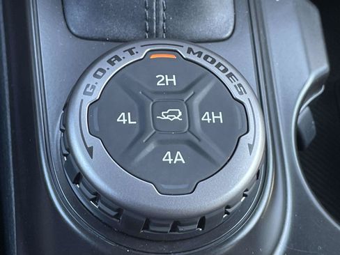 Used 2024 Ford Bronco Wildtrak AWD/4WD image 31