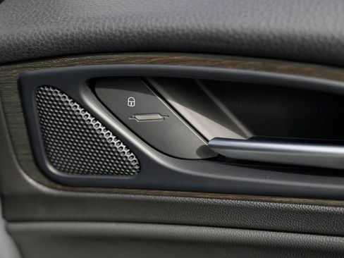 Used 2019 Alfa Romeo Stelvio Ti image 43