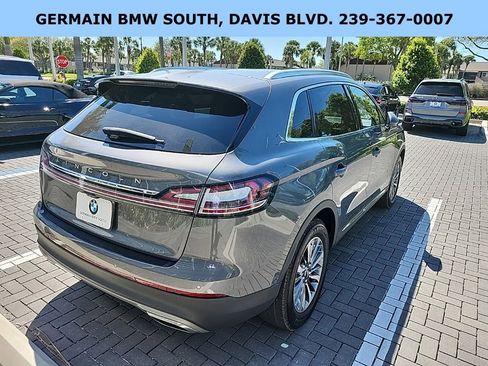 Used 2021 Lincoln Nautilus FWD w/ Equipment Group 101A image 6