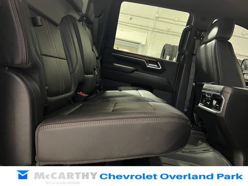 Used 2024 Chevrolet Silverado 3500 High Country w/ Technology Package AWD/4WD image 32