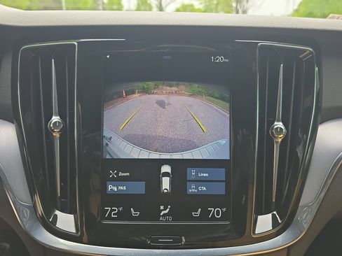 Used 2020 Volvo V60 T5 Cross Country w/ Protection Package Premier image 22