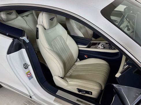 Used 2022 Bentley Continental GT AWD/4WD image 26