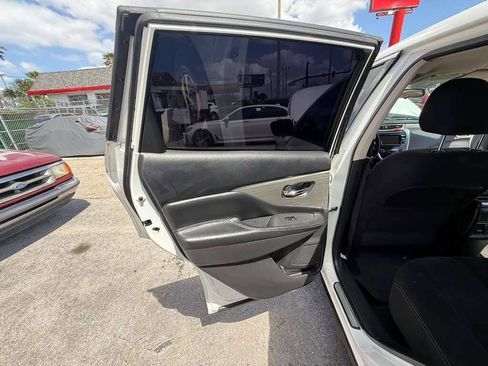 Used 2015 Nissan Murano S w/ Cargo Package image 16