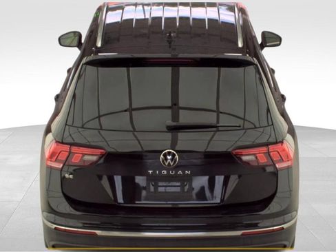 Used 2023 Volkswagen Tiguan SE FWD image 4