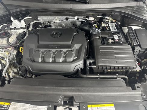 Used 2021 Volkswagen Tiguan SEL Premium R-Line AWD/4WD image 30