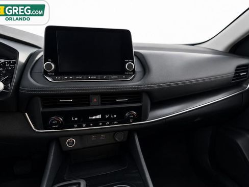 Used 2023 Nissan Rogue SV FWD image 13