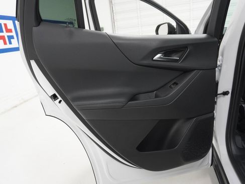 New 2026 Chevrolet Equinox LT image 29