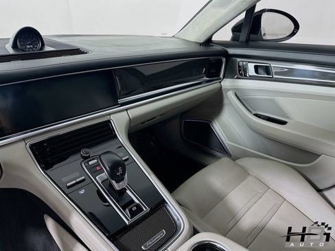 Used 2017 Porsche Panamera Turbo AWD/4WD image 16