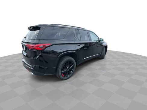 Certified 2023 Chevrolet Traverse Premier w/ Redline Edition AWD/4WD image 8