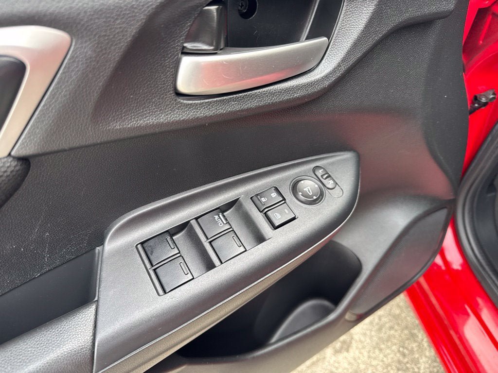 Used 2016 Honda Fit EX image 22
