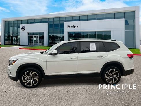 Used 2022 Volkswagen Atlas SEL AWD/4WD image 6