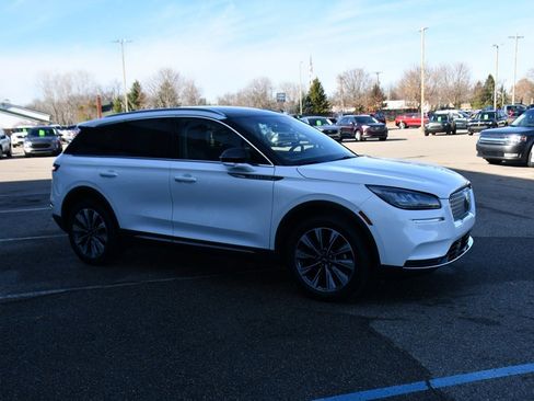 Used 2022 Lincoln Corsair Reserve w/ Elements Package image 8