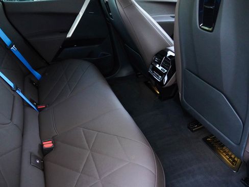 Certified 2023 BMW iX xDrive50 w/ Premium Package image 35