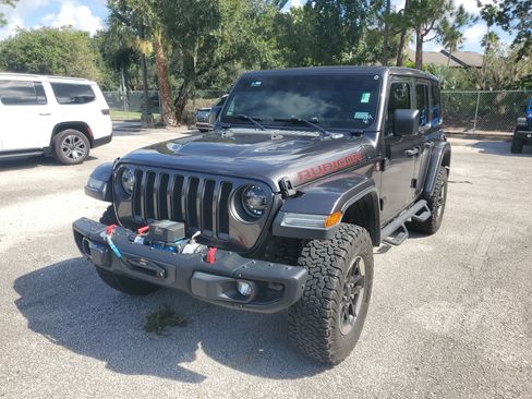 Used 2019 Jeep Wrangler Unlimited Rubicon AWD/4WD image 3