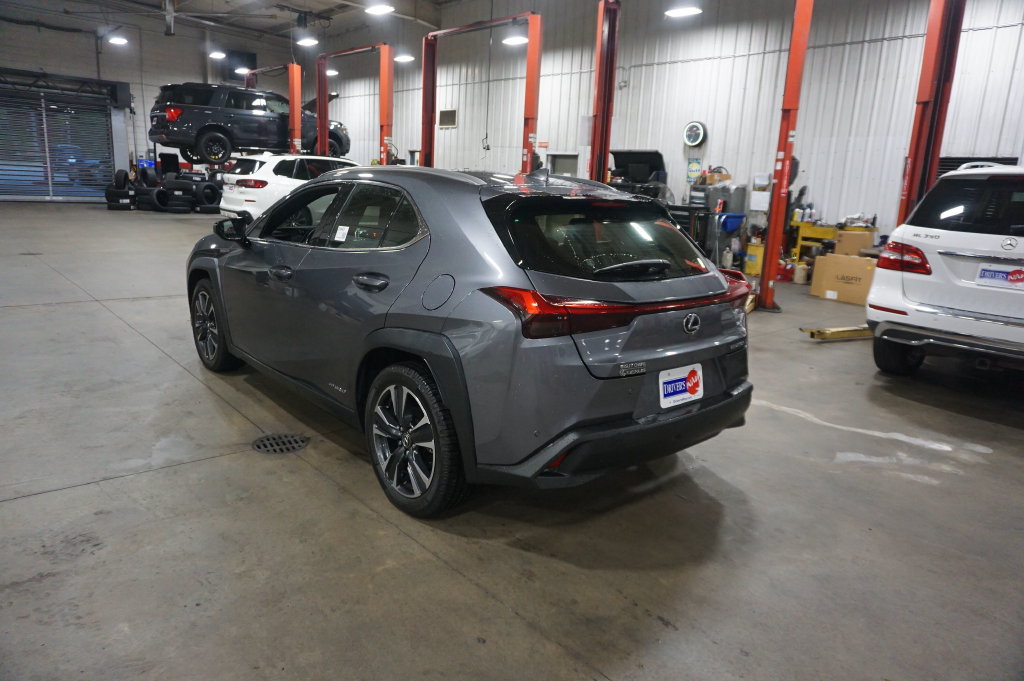Used 2021 Lexus UX 250h w/ Accessory Package (Z2) AWD/4WD image 20