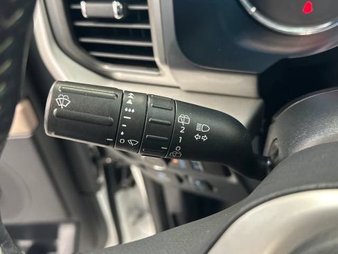 Used 2023 Ford Expedition XLT AWD/4WD image 38