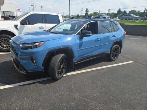 Certified 2025 Toyota RAV4 XSE w/ Advanced Technology Package AWD/4WD image 13