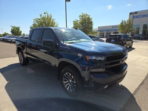 Used 2020 Chevrolet Silverado 1500 RST RWD image 3