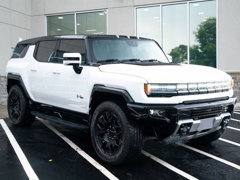 Used 2025 GMC Hummer EV 2X AWD/4WD image 4