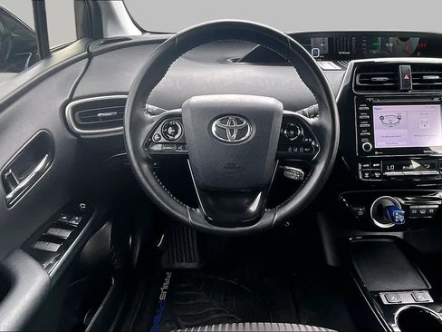 Used 2020 Toyota Prius Prime LE FWD image 5