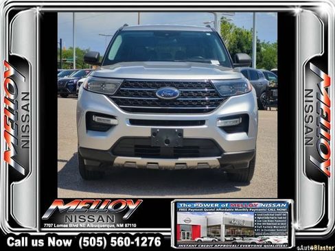 Used 2022 Ford Explorer XLT w/ Equipment Group 202A AWD/4WD image 2