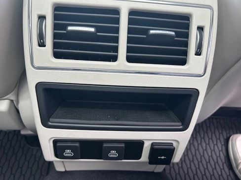 New 2026 Jaguar F-PACE R-Dynamic S image 20