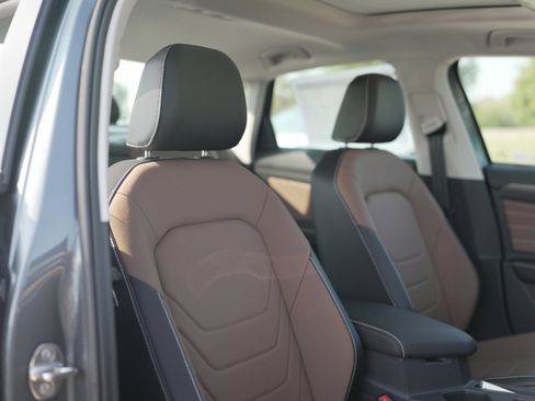 New 2025 Volkswagen Jetta SEL image 22