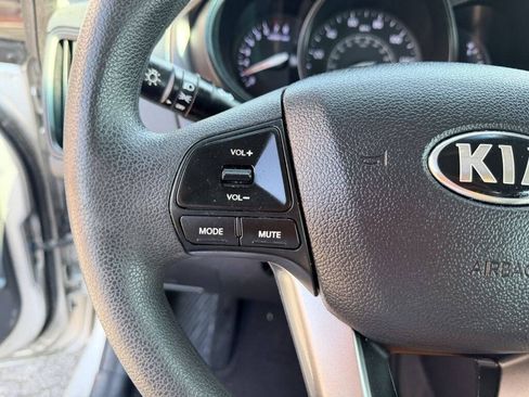 Used 2013 Kia Rio LX FWD image 13