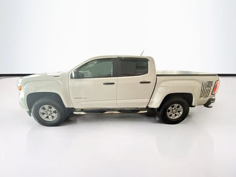 Used 2017 GMC Canyon 2WD Crew Cab w/ Convenience Package image 9