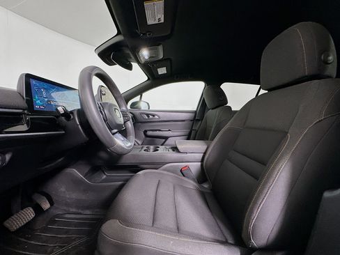 Used 2024 Honda Prologue EX image 13