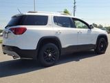 Used 2019 GMC Acadia SLT image 3