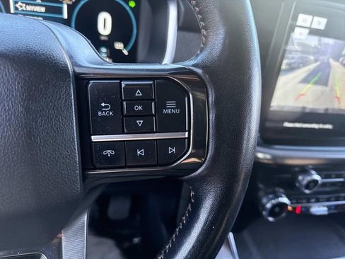 Used 2022 Ford F150 Platinum w/ Equipment Group 701A High image 32