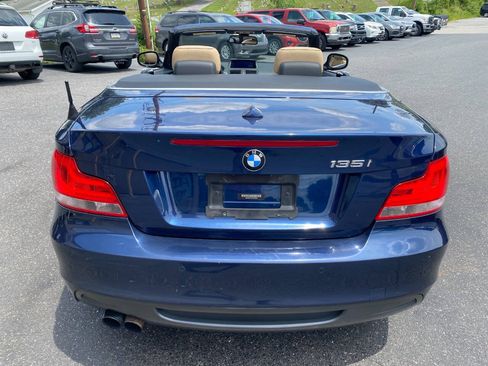 Used 2012 BMW 135i Convertible w/ Premium Pkg RWD image 4
