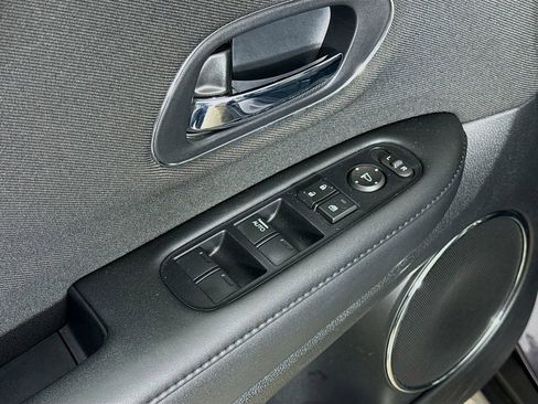 Used 2022 Honda HR-V EX image 19