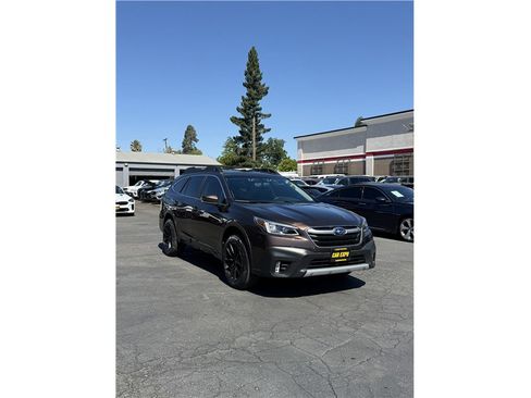 Used 2020 Subaru Outback Limited w/ Popular Package #2 image 3