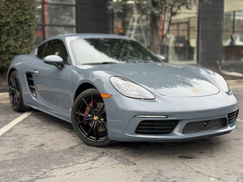 Used 2018 Porsche 718 Cayman image 7