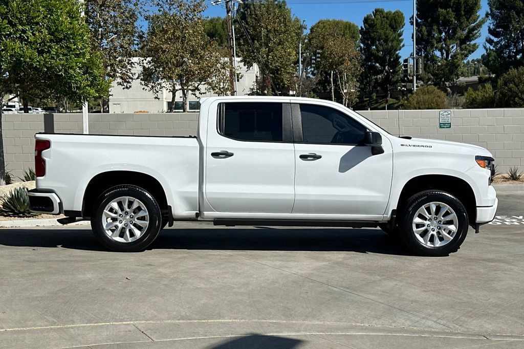 Used 2024 Chevrolet Silverado 1500 Custom RWD image 6