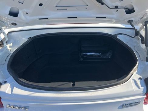 Used 2017 MAZDA MX-5 Miata RF Club image 22