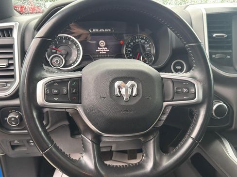 Used 2022 RAM 1500 Big Horn AWD/4WD image 12