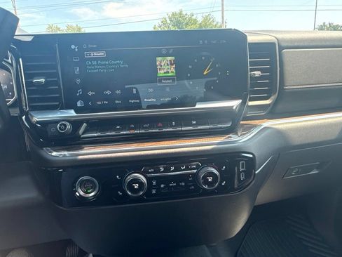 Used 2023 Chevrolet Silverado 1500 LT AWD/4WD image 23