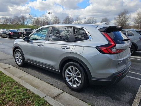 Used 2023 Honda CR-V EX-L image 4