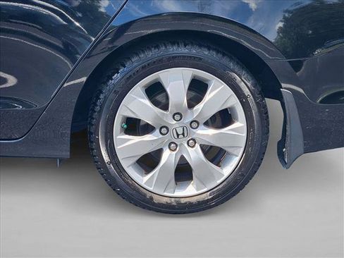 Used 2010 Honda Accord EX-L image 25