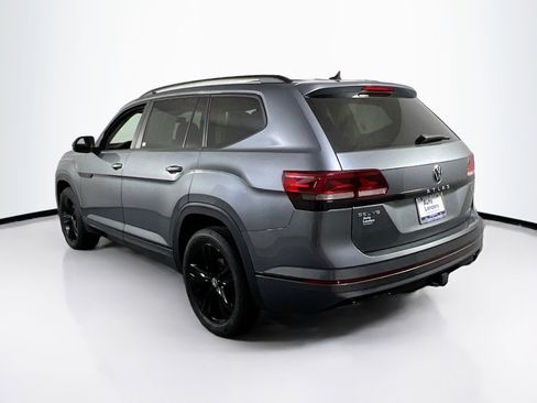 Used 2022 Volkswagen Atlas SEL R-Line image 7