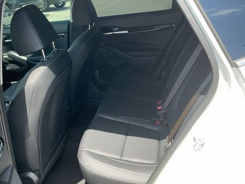 Used 2025 Kia Seltos SX AWD/4WD image 25