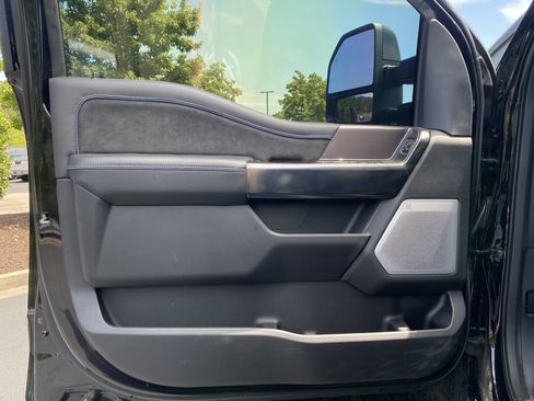 Used 2026 Ford F250 Platinum w/ Tremor Off-Road Package AWD/4WD image 23